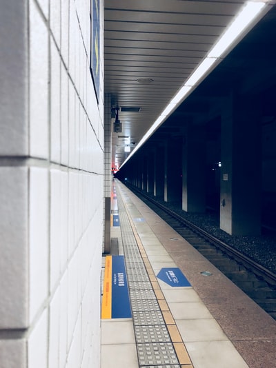 空车地铁